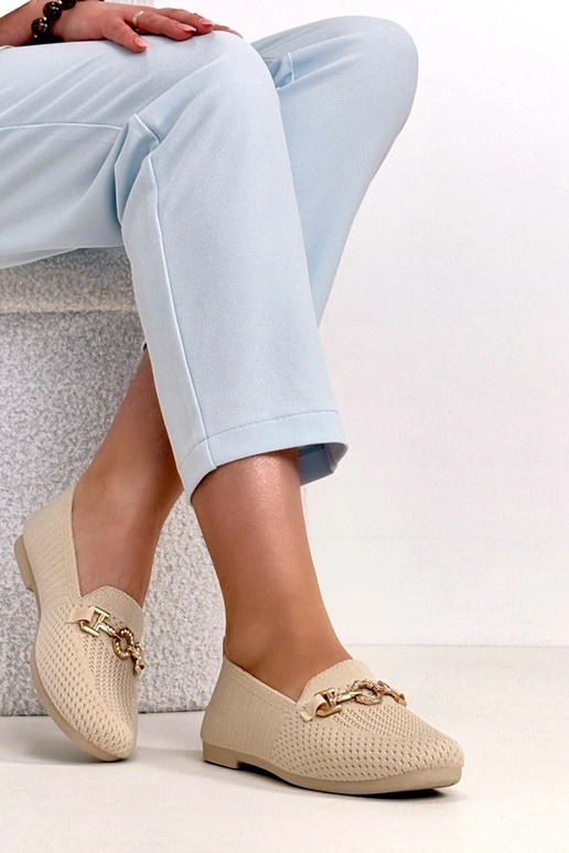 Kreemivärvi kangast mokasiinid kuldse...