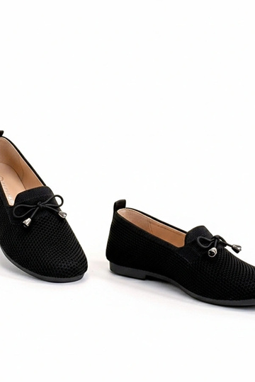 Mustad kangast mokasiinid...