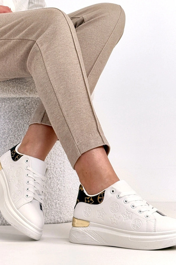 Valged tossud, kaunistatud... 2