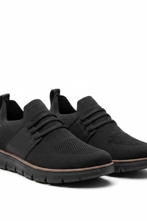 Mustad meeste spordijalatsid ilma...