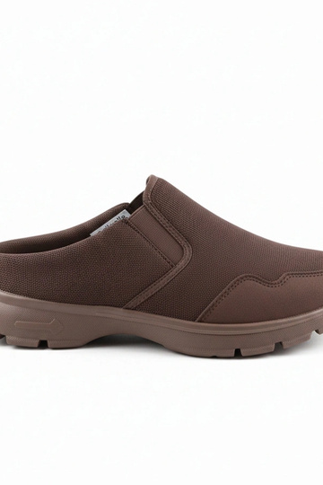 Pruunid meeste madalad...