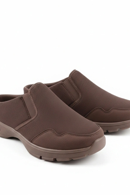 Pruunid meeste madalad spordijalatsid...