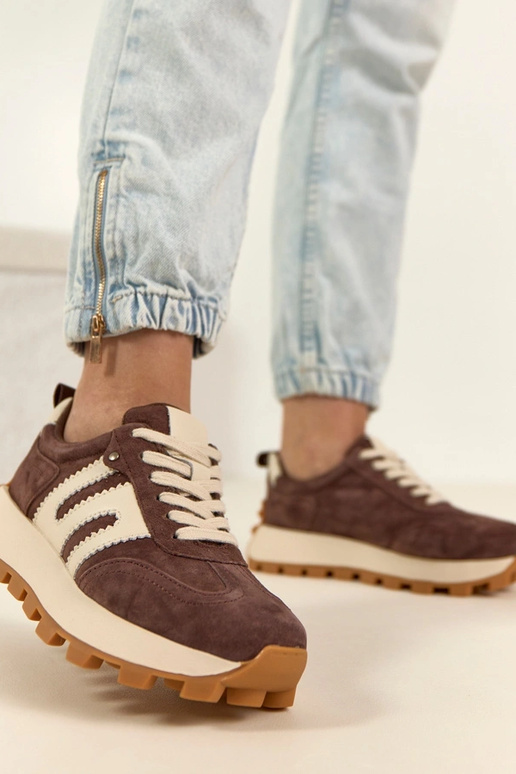 Šokolaadikarva nahast spordijalatsid...