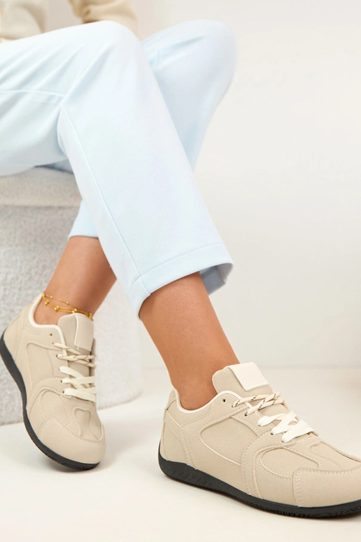 Liivakarva naiste korvpallijalatsid...