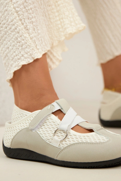 Vesper hallid spordistiilis...