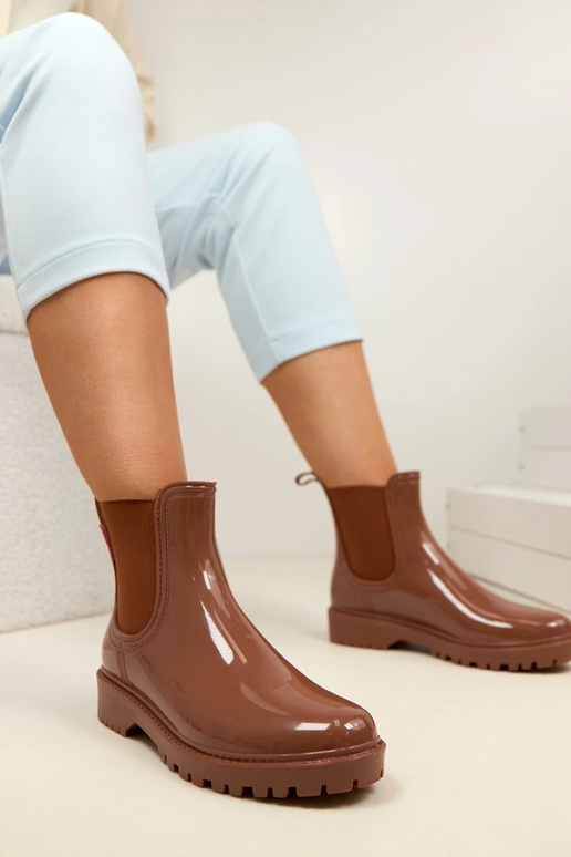 Pruunid kummisaapad Alba