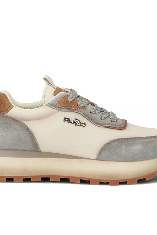 Liivakarva nahast kingad platvormil...