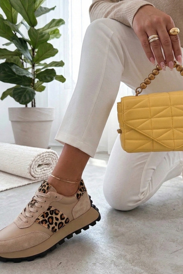 Liivakarva nahast kingad...