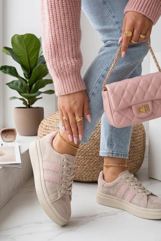 Liivakarva nahast kingad platvormil...