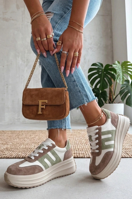 Liivakarva nahast kingad platvormil...