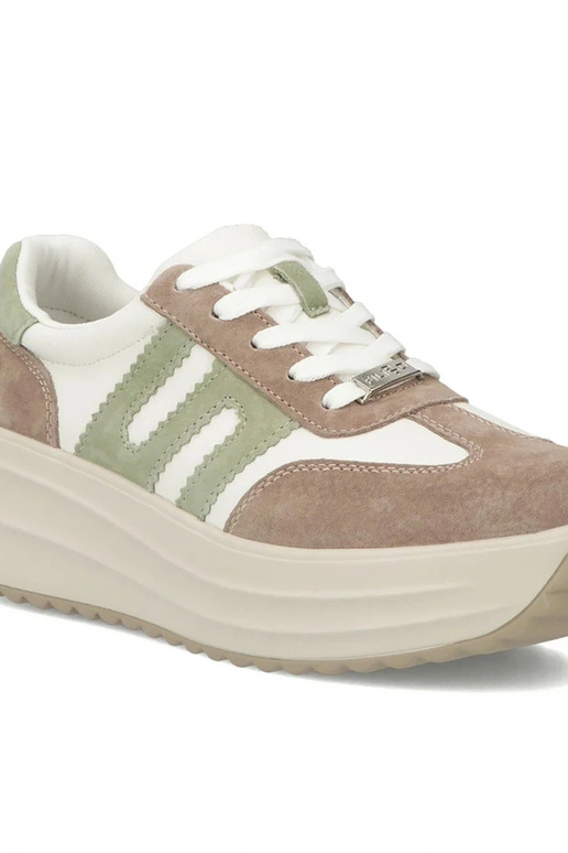 Liivakarva nahast kingad platvormil...