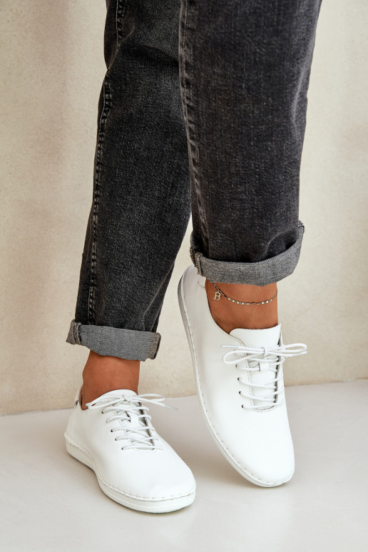 Paeltega jalanõudPealturalnej Skóry D&A LR51-645 valget värvi