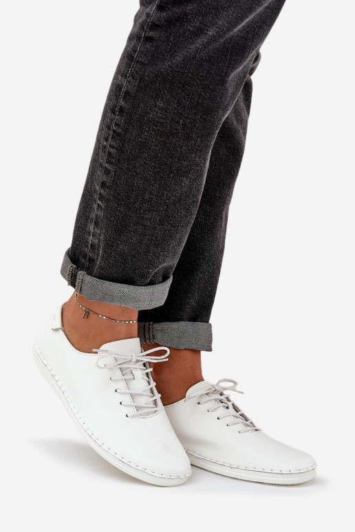 Paeltega jalanõudPealturalnej Skóry D&A LR51-645 valget värvi