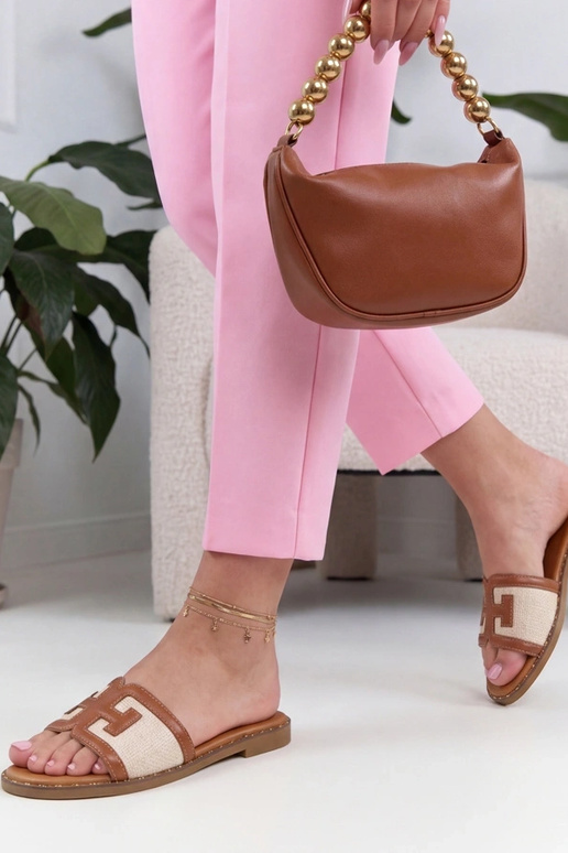 Pruunid elegantsed sussid Gia