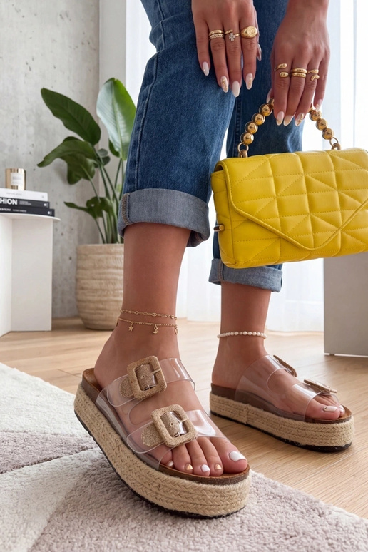 Pruunid läbipaistvad sussid paksu...