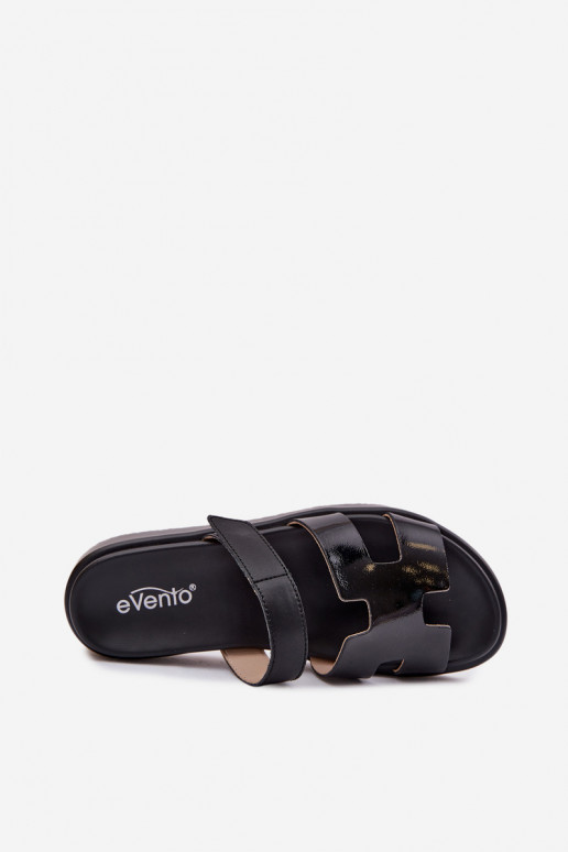 Plätud naturaalsest nahast Pealiste omadsu limpančiais užsegimaisem msuud Lemela