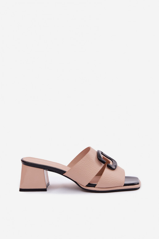 Naisten sandaalit leikkuilla ja soljilla korkokengissä Vinceza 62284 liivivärissä