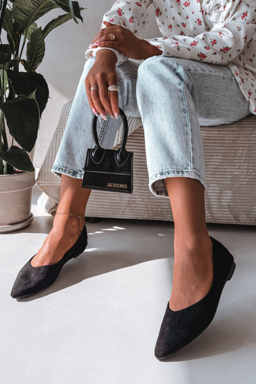 Baleriinad sileda tallagaEco Suedeu msuud Lelisa