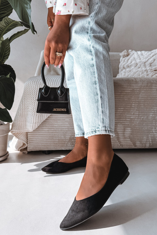 Baleriinad sileda tallagaEco Suedeu msuud Lelisa