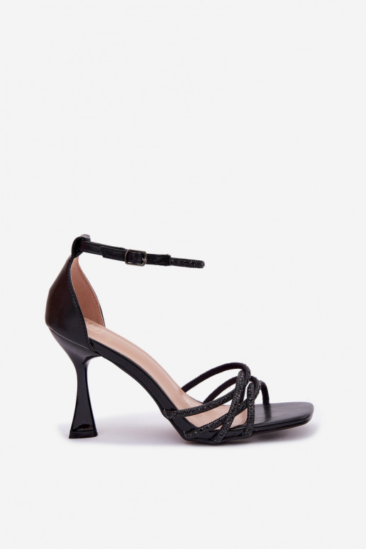 Pealistesandaalid kõrge jämeda kontsaga kristallidega msuud Redira