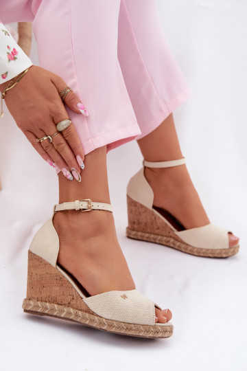 Pealistesandaalid platvormiga Koos punutisega INrangler 20261086.06V Elevandiluu värvi