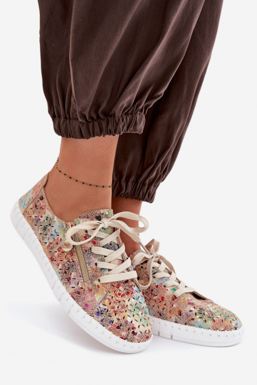 Ažuurne jalatsidPealturalnego seemisnakhsedu Mitmevärvilised Kamelia