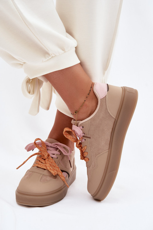 Sneakers tüüpi jalanõud Pealiste omadPodsisseójnymi Sznurósissekami pruunid värvi Relisa