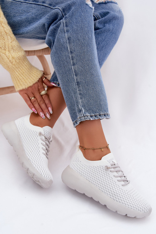 Riidest spordijalatsid Pealiste omad valget värvi Helinae