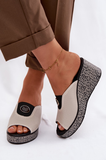 Plätud naturaalsest nahast platvormiga kaunistustega S.Barski LR61-7011 beeži värvi 2