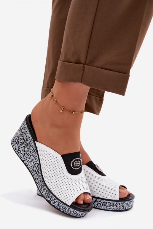 Plätud naturaalsest nahast platvormiga kaunistustega S.Barski LR61-7011 valget värvi