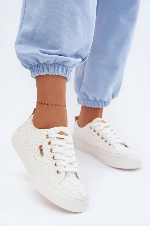 naiste saapad pitsilised Lee Cooper LCIN-26-02-4060 valget värvi