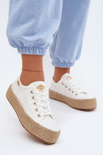 Pitsilised vabaaja jalanõud espadrillid platvormiga Lee Cooper LCIN-26-31-4326 valget värvi