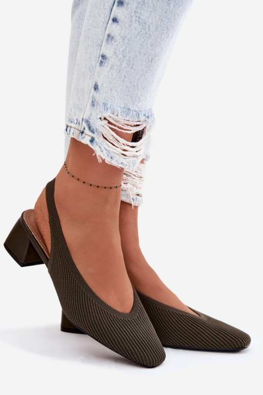 Riidest Pealistesandaalid kõrge jämeda kontsaga khakivärvi Sellel onrcelle