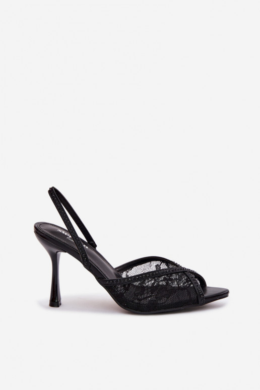 Pealistesandaalid kõrge jämeda kontsaga pitsilised I Zdobieniem msuud Melivelle