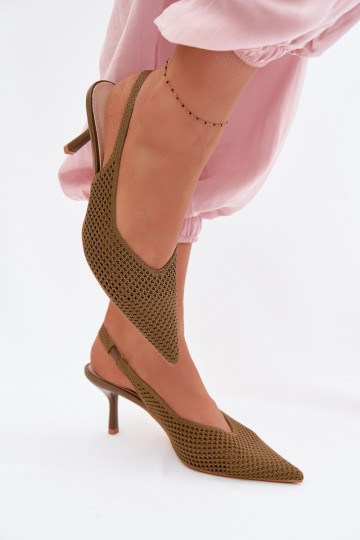 PealistesandaalidVõrkgo Sellel onterjalu kõrge jämeda kontsaga Rohelist värvi Emiliana