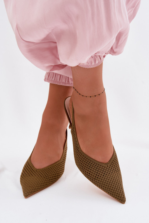 PealistesandaalidVõrkgo Sellel onterjalu kõrge jämeda kontsaga Rohelist värvi Emiliana