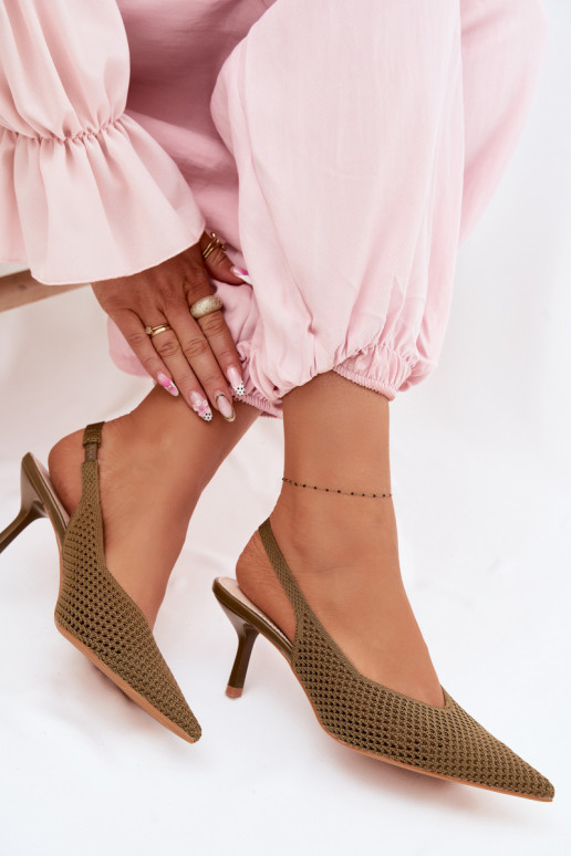 PealistesandaalidVõrkgo Sellel onterjalu kõrge jämeda kontsaga Rohelist värvi Emiliana