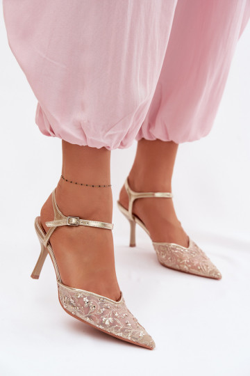 Võrk Pealistesandaalid kõrge jämeda kontsagaLäigeującym Zdobieniem Kuldset värvi Laria 2