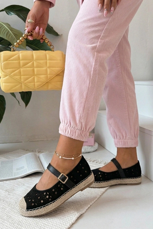 Mustad avatud espadrillid platvormil...