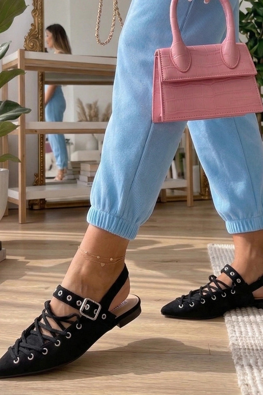 Mustad avatud kontsaga baleriinid...