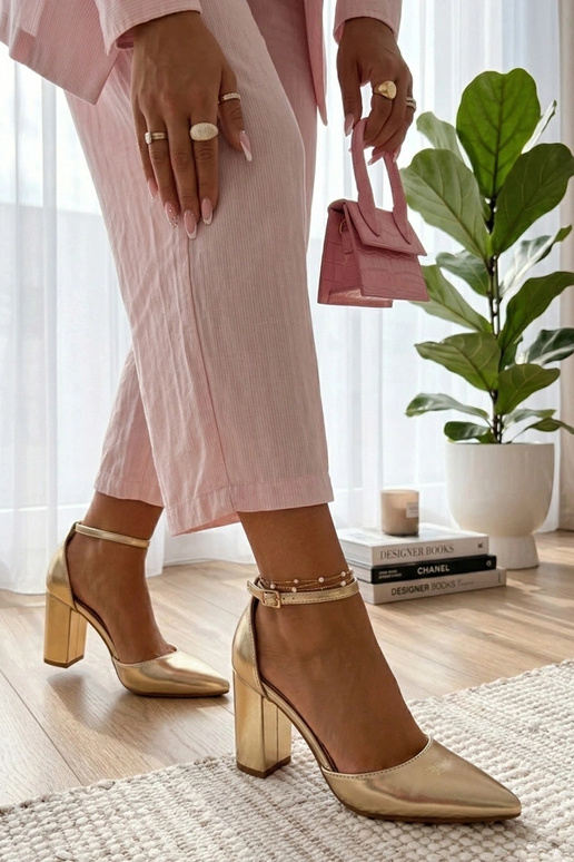 Kuldsete postkontsad Audrey