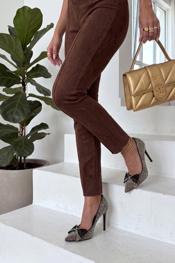 Mustad kõrged kontsad... 2