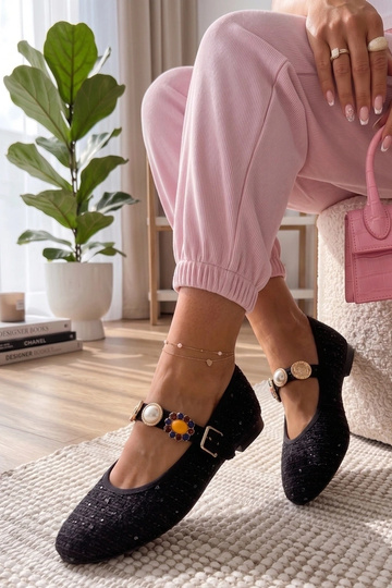 Mustad ballerinad...