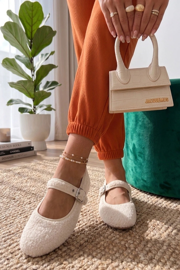 Valged karvased baleriinad... 2