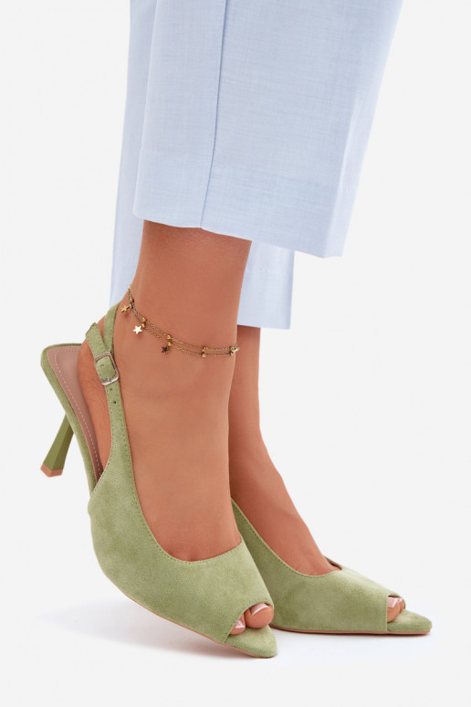 Naistele mõeldud rohelised kunstnahast sandaalid peenikeste kontsadega