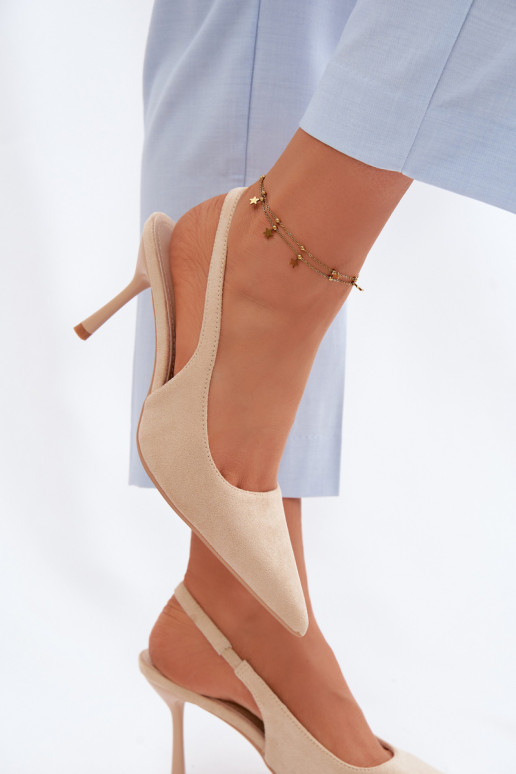 Naistele mõeldud liivakarva kunstnahast sandaalid peenikeste kontsadega