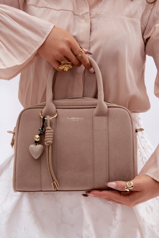 Käekott Typu Pagasiruumi Eco SuedeosisseaBrelokiem elevandiluu värvi Sorielle