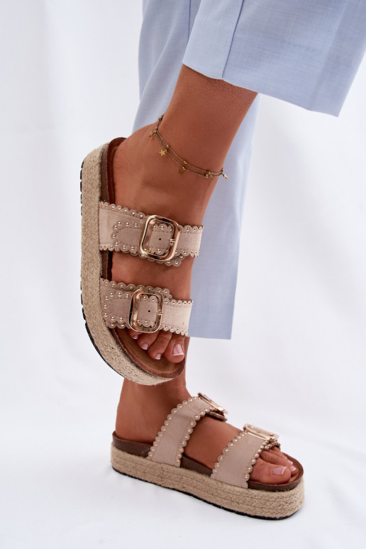 naiste plätud platvormiga Koos punutisega Kuldset värvi pannaldega I neetidega beeži värvi