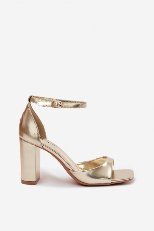 PealistesandaalidImitacji Skóry Kuldset värvi Melvra