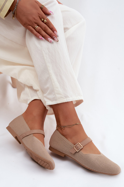 BaleriinadTriibulisedgo Sellel onterjalu Pasek neetide ja pandlaga beeži värvi Calvra